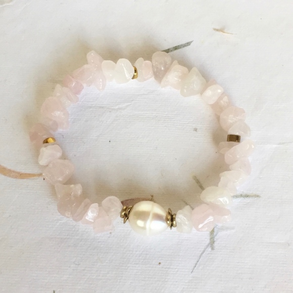 Handmade Jewelry - New Stretch Rose Quartz  and Pearl Bracelet